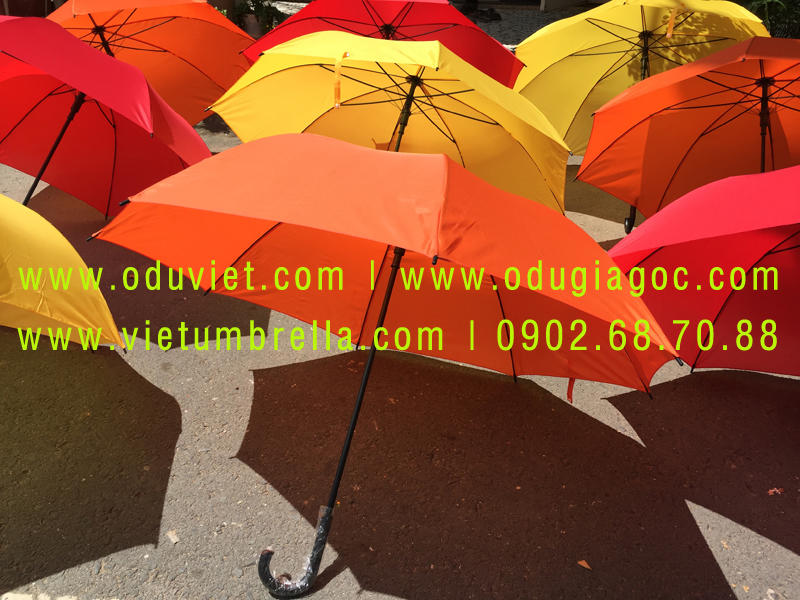 xưởng sản xuất ô dù cầm tay in logo quảng cáo